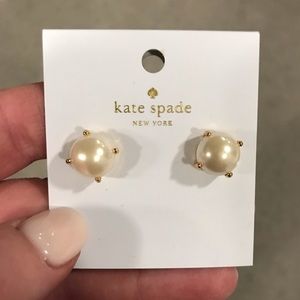 NEW! Kate Spade Pearl Stud Earrings